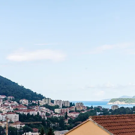 Apartment Miracle - With Terrace And View