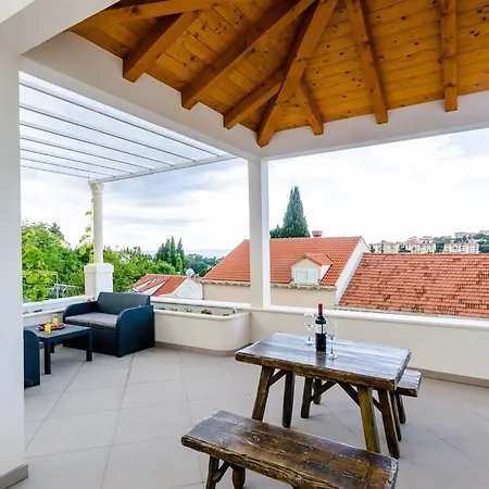 Apartment Miracle - With Terrace And View *