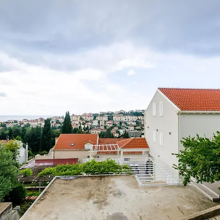 Miracle - With Terrace And View *