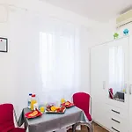 Апартаменты Miracle - With Terrace And View Дубровник